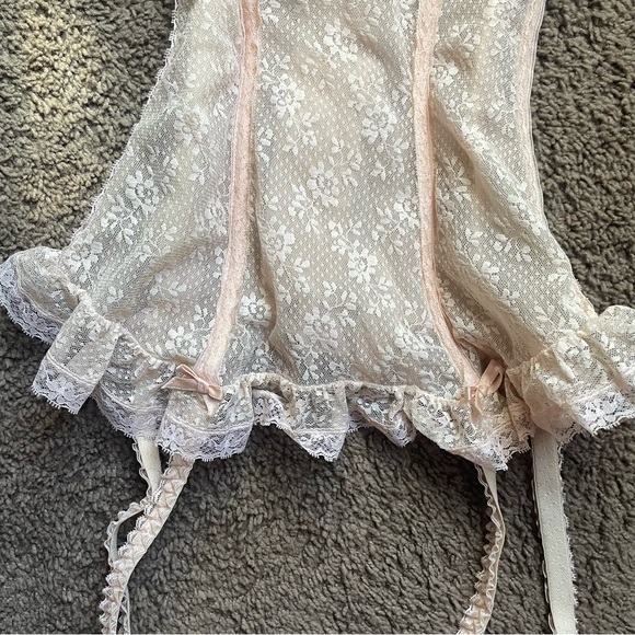 VINTAGE GLYDONS CORSET BUSTIER PEACH NUDE LACE SZ 32 - Picture 3 of 6